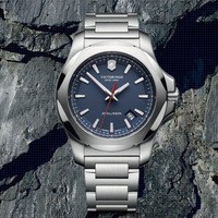 Мужские часы Victorinox Swiss Army I.N.O.X V241724.1