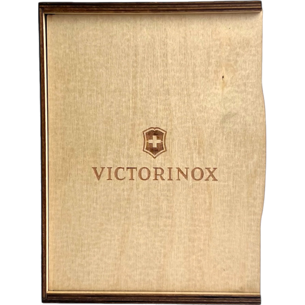 Подарочный комплект Victorinox Spartan Red 1.3603 + трещотка + биты + фонарь + чехол