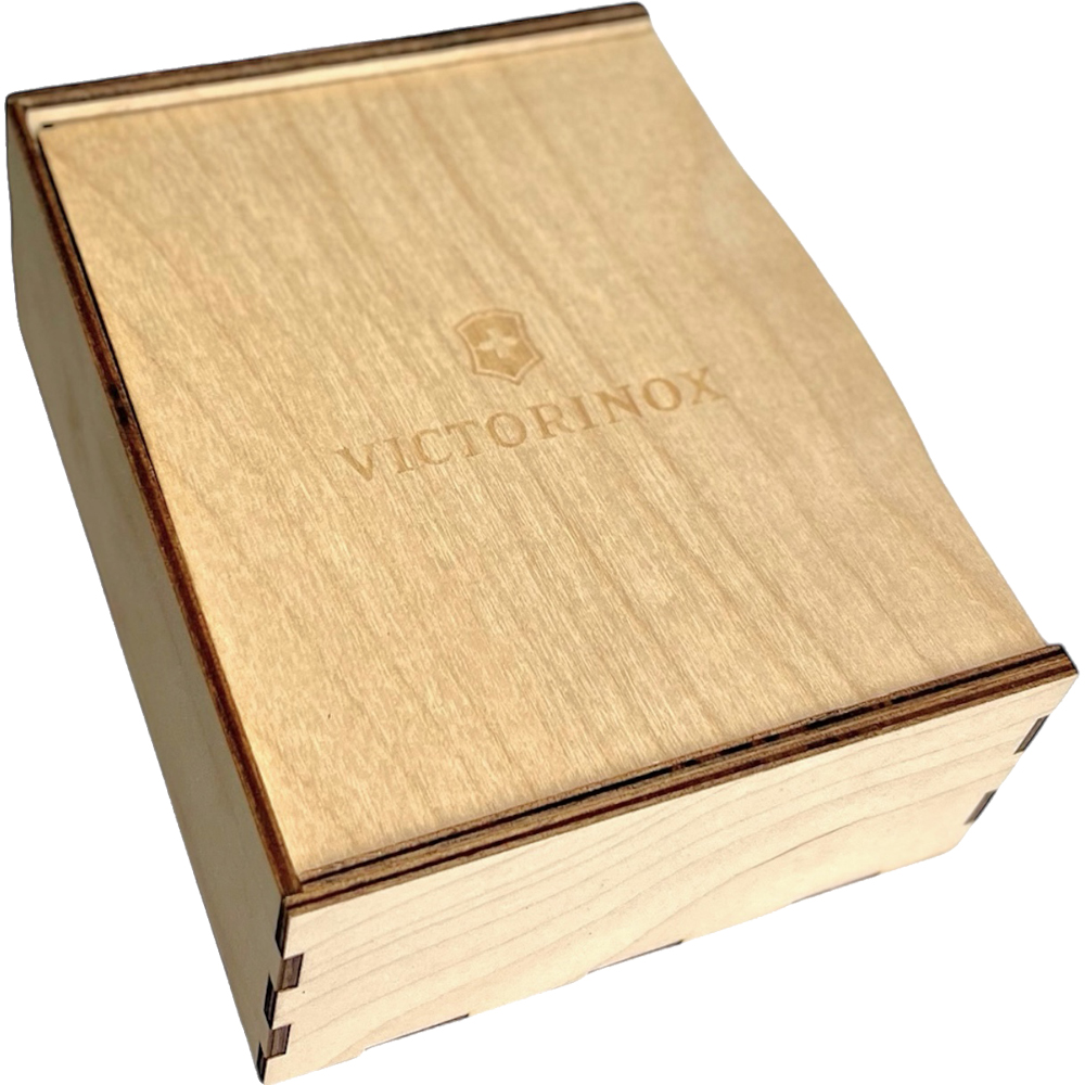 Подарочный комплект Victorinox Spartan Red 1.3603 + трещотка + биты + фонарь + чехол