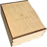 Подарочный комплект Victorinox Spartan Red 1.3603 + трещотка + биты + фонарь + чехол